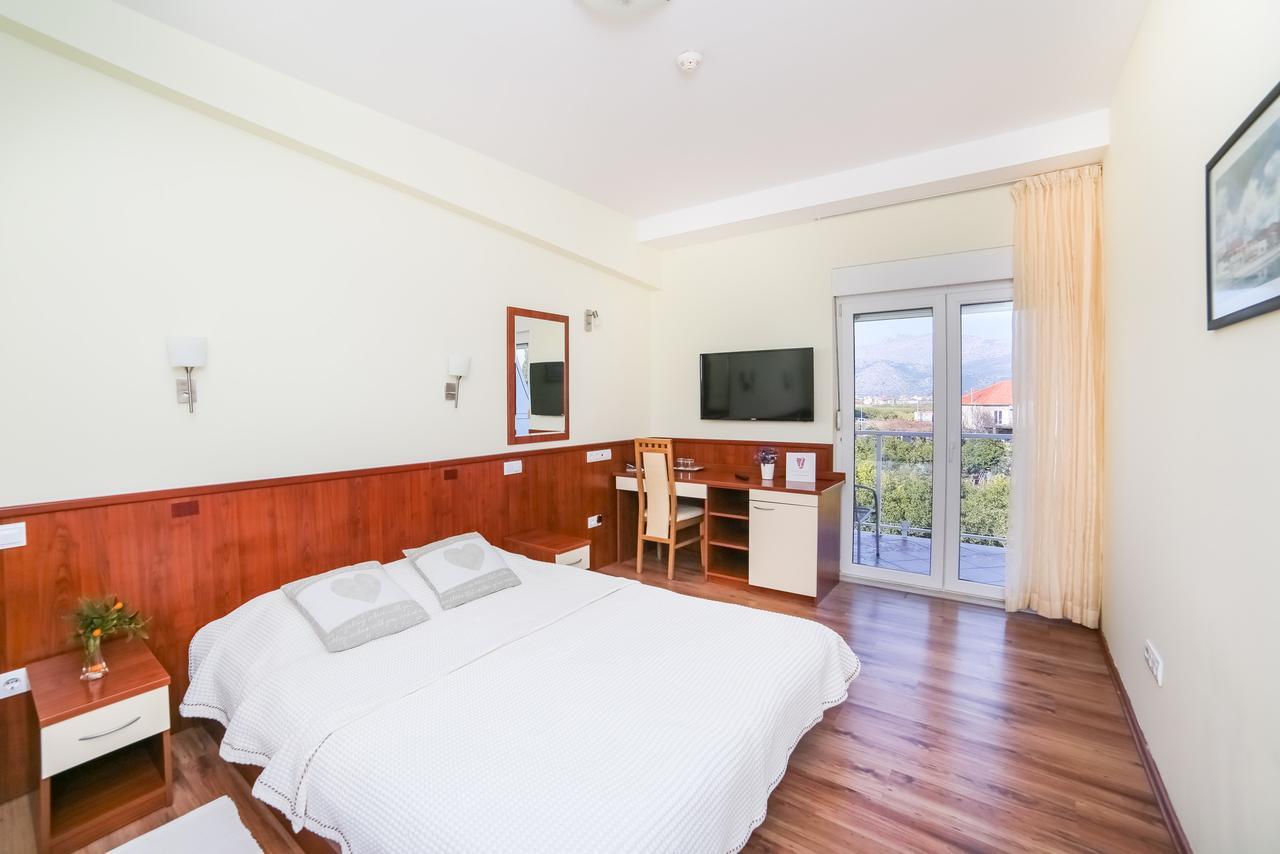 Hotel Merlot Opuzen  Luaran gambar