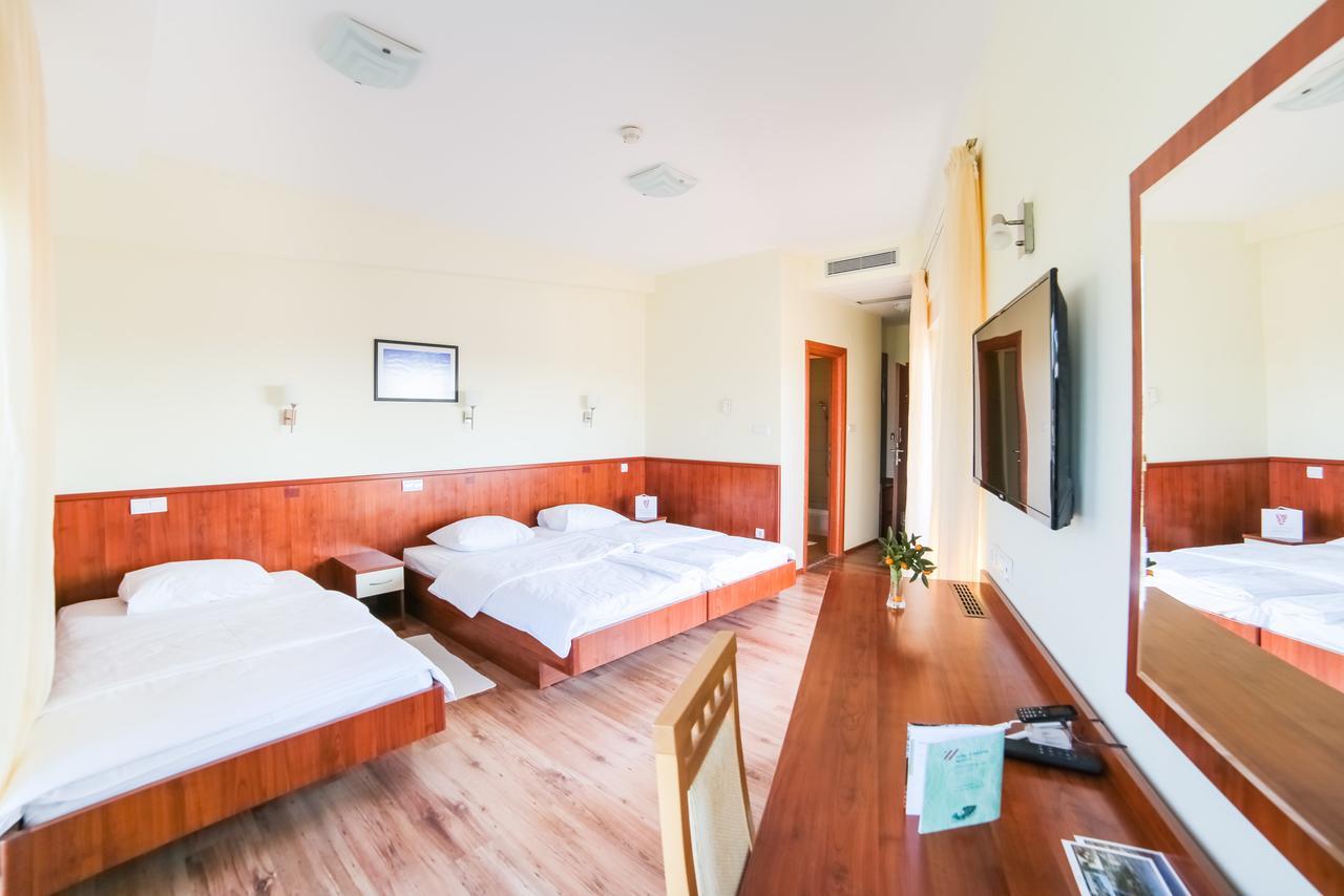 Hotel Merlot Opuzen  Luaran gambar