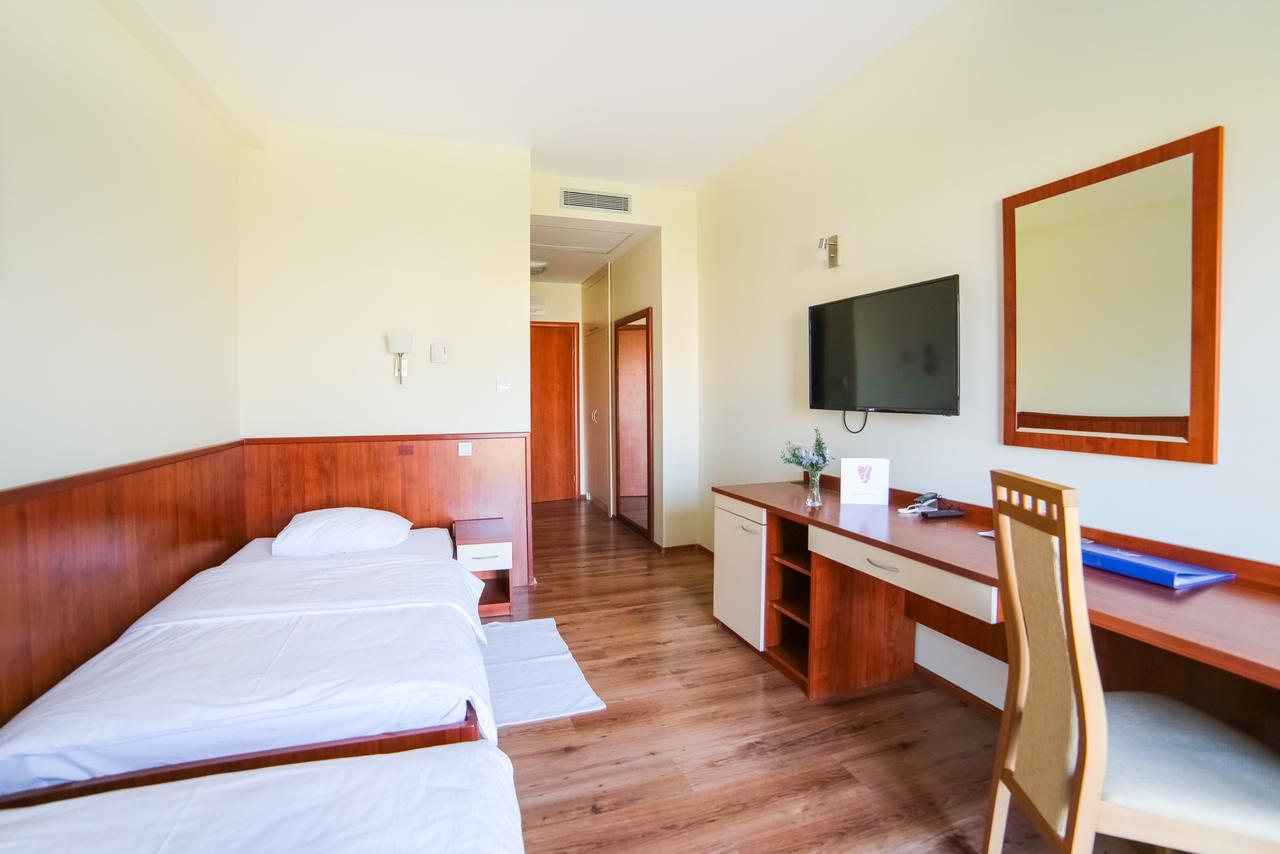 Hotel Merlot Opuzen  Luaran gambar
