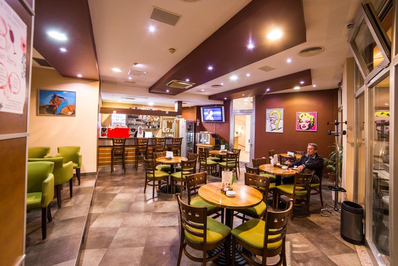 Hotel Merlot Opuzen  Luaran gambar