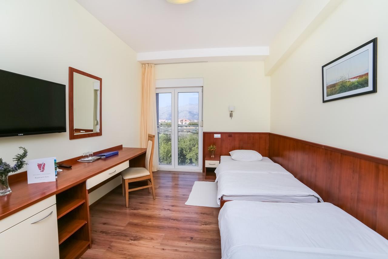 Hotel Merlot Opuzen  Luaran gambar