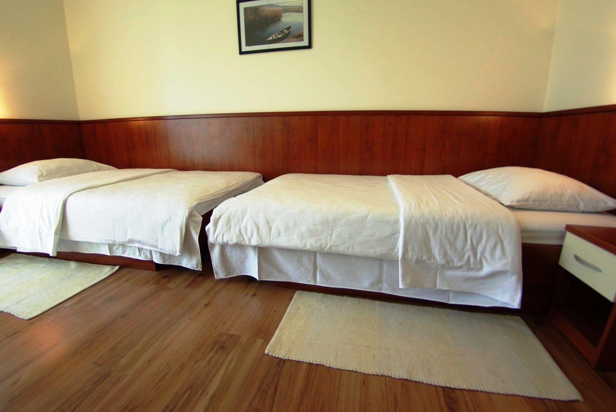 Hotel Merlot Opuzen  Luaran gambar